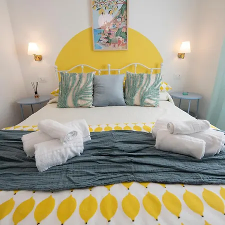 Amoneglia מונליה