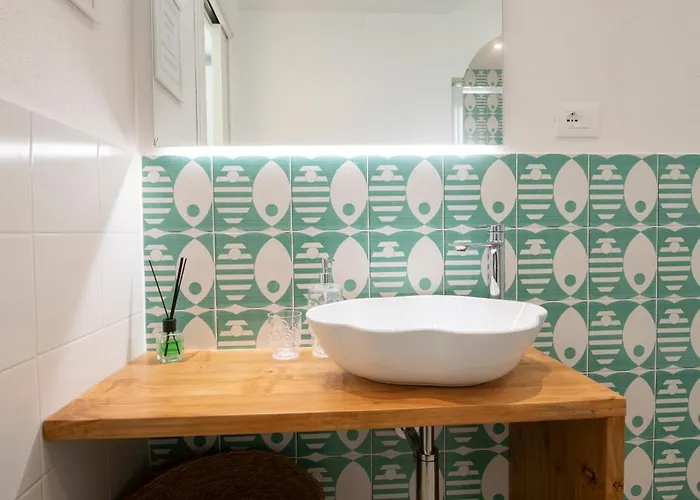 Amoneglia Πανσιόν