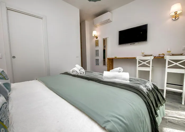 בית הארחה Amoneglia 3*