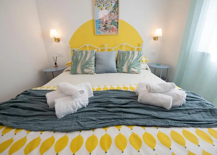 Amoneglia מונליה