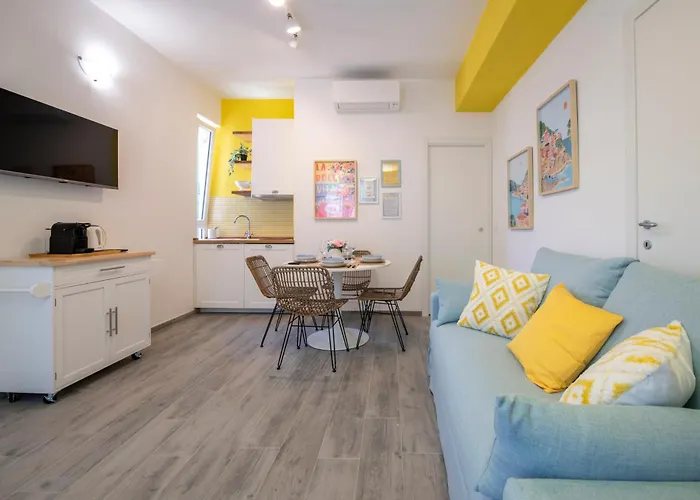 בית הארחה Amoneglia 3*