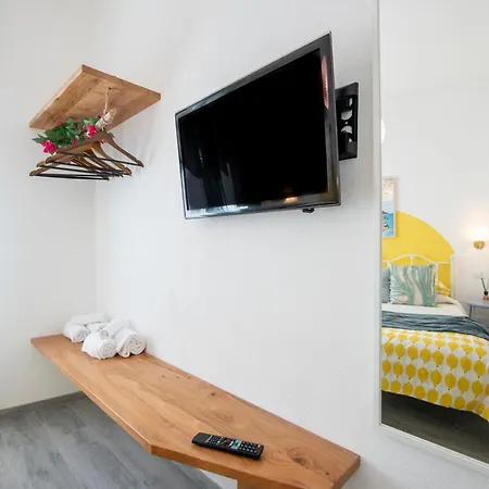 בית הארחה Amoneglia